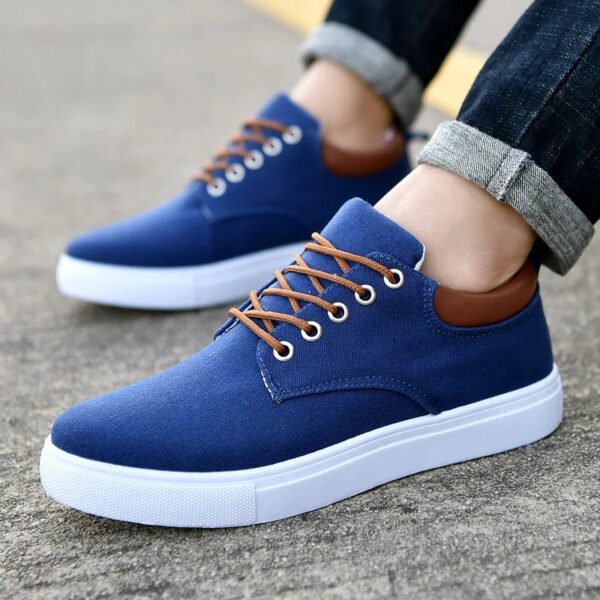 Sbf01065c4d624cef9eaa6236094ee0b7U_faed1cf5-6228-4962-8574-6ad72b720631-11.jpg Fashionable Casual Sneakers Made of Canvas